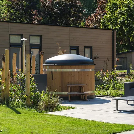 Aldeamento Turístico Veluwepark De Bosgraaf | Luxe & Wellness Lieren