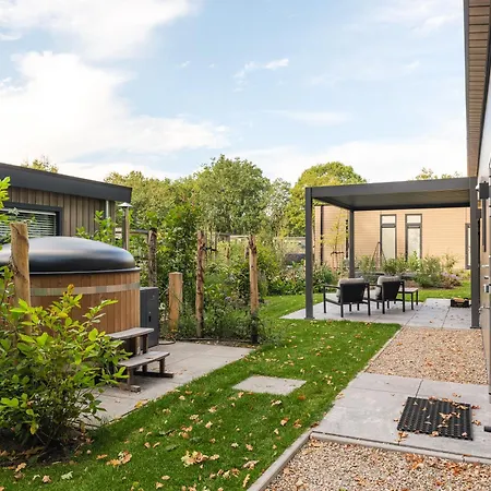 Aldeamento Turístico Veluwepark De Bosgraaf | Luxe & Wellness Lieren