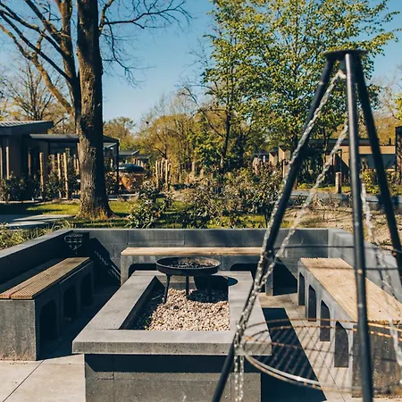 Aldeamento Turístico Veluwepark De Bosgraaf | Luxe & Wellness Lieren
